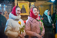 Игумен Трифон поздравил сестёр с праздником святых жен-мироносиц